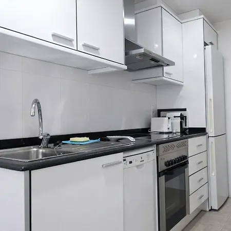 Mountain View With 2 Bedrooms & 2 Bathrooms 데니아