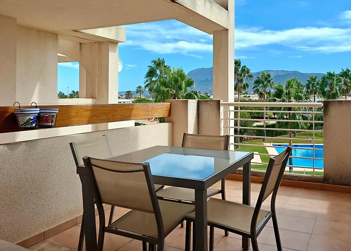 Mountain View With 2 Bedrooms & 2 Bathrooms