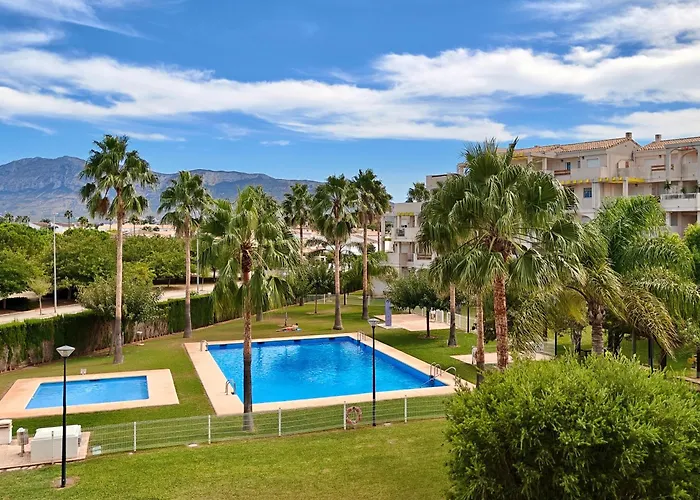 Mountain View With 2 Bedrooms & 2 Bathrooms דירה *