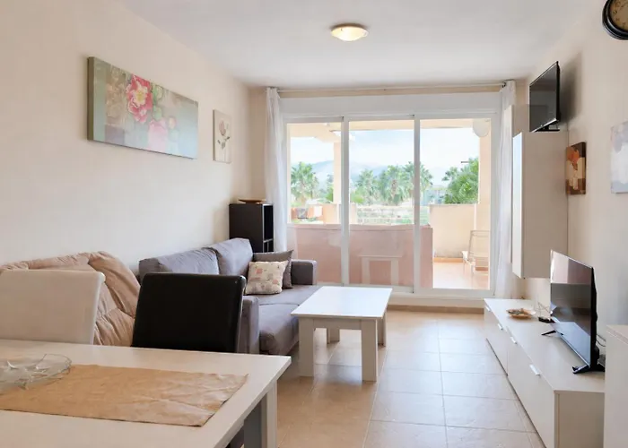 Mountain View With 2 Bedrooms & 2 Bathrooms *