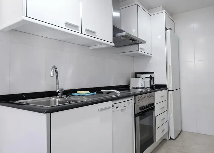 Mountain View With 2 Bedrooms & 2 Bathrooms דניה